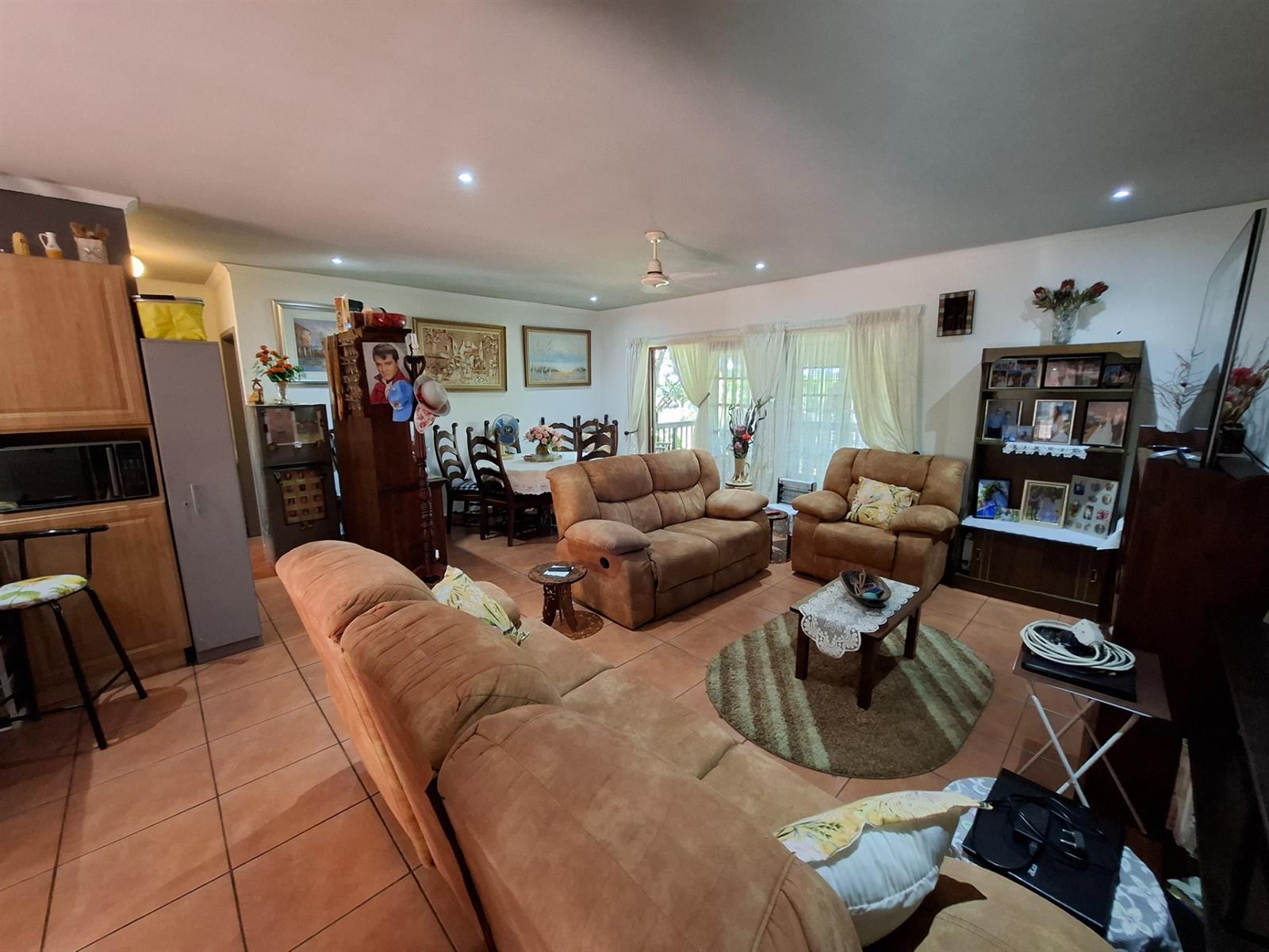 Townhouse For Sale in Margate, KwaZulu Natal