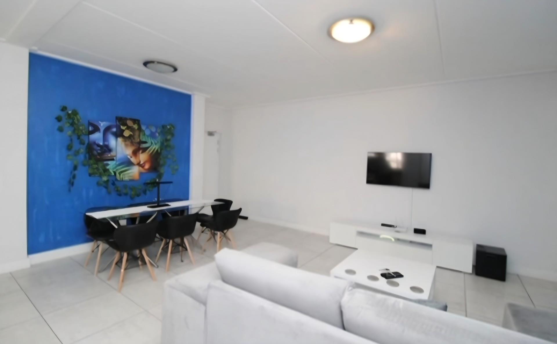 Apartment for sale in Waterfall, Midrand