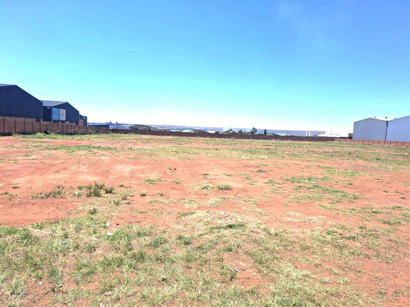 Commercial Property To Let in SAE Business Park, Middelburg