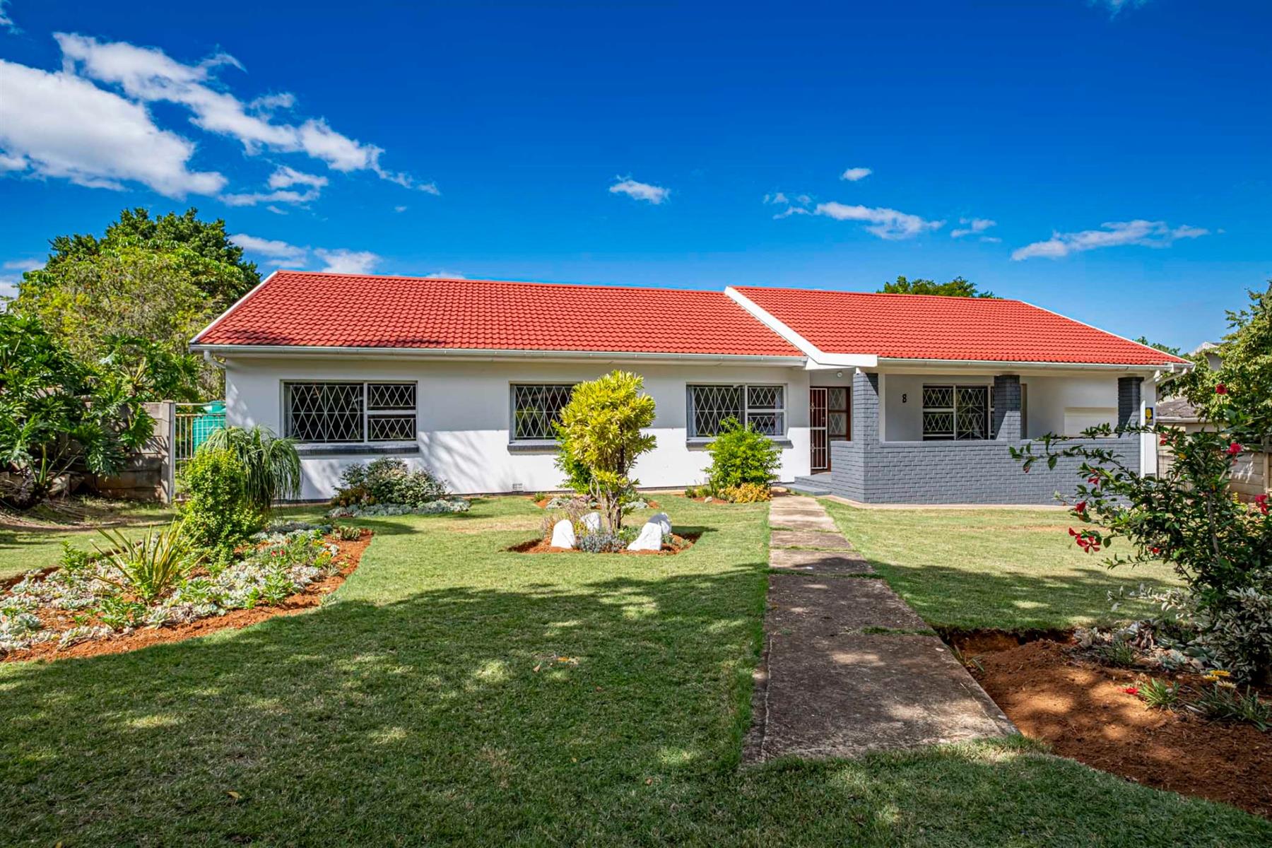 Priced to Sell! Spacious Family Home with Modern Kitchen | Listed by Danté Koen, eXp Realty