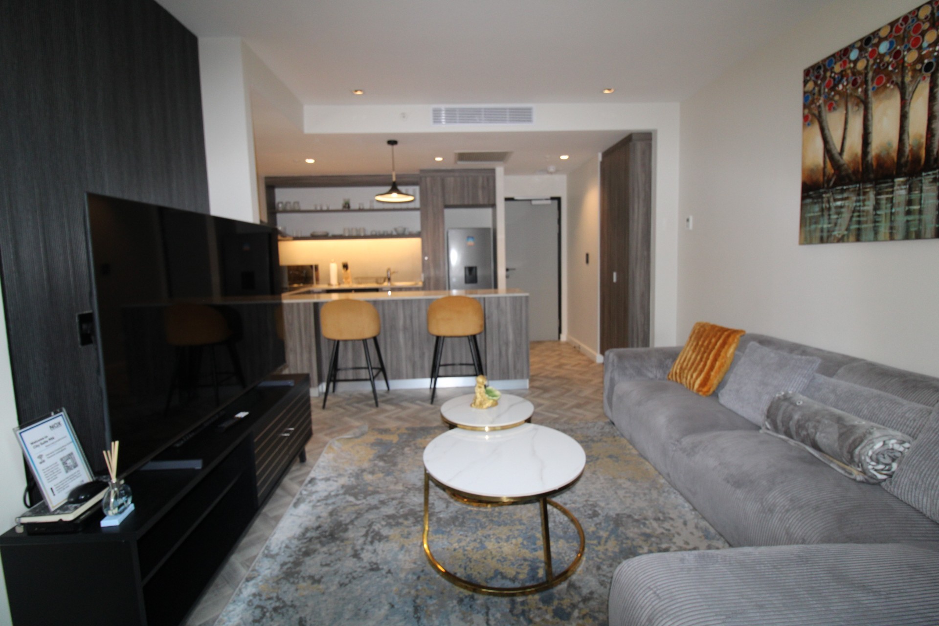 Stylish and Elegant Apartment