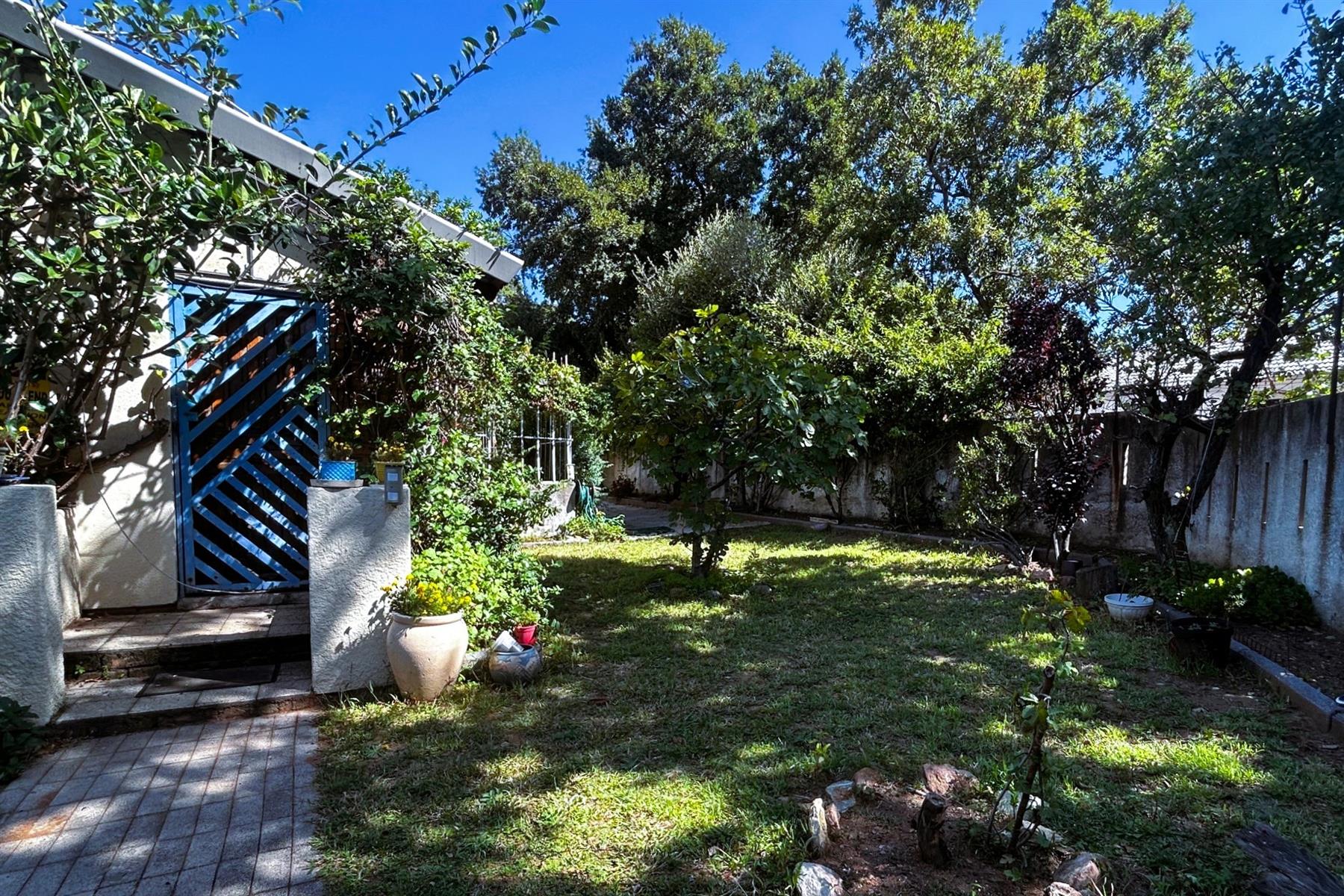 Spacious 4 Bedroom Home with Endless Potential in Elandspark!