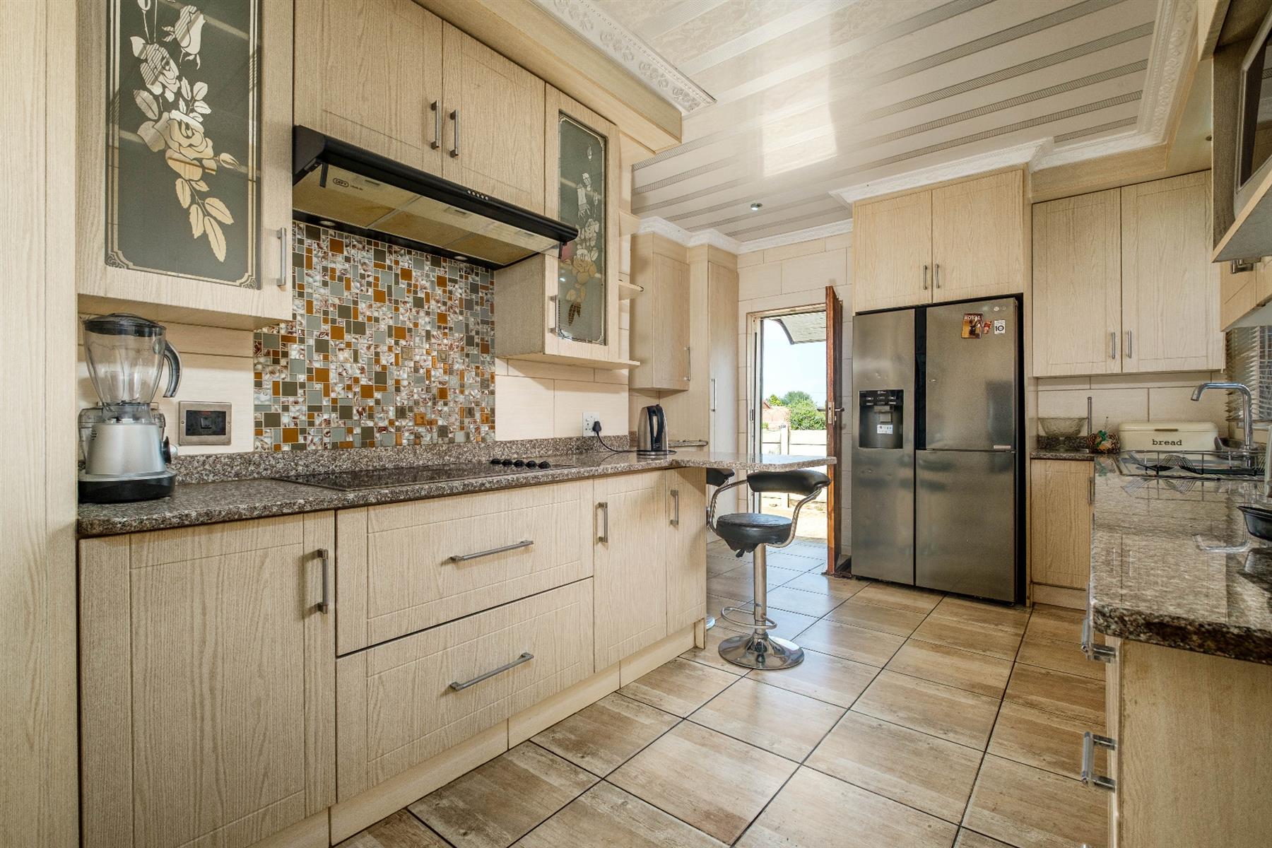 House for sale in Witpoortjie, Roodepoort, 310 m²