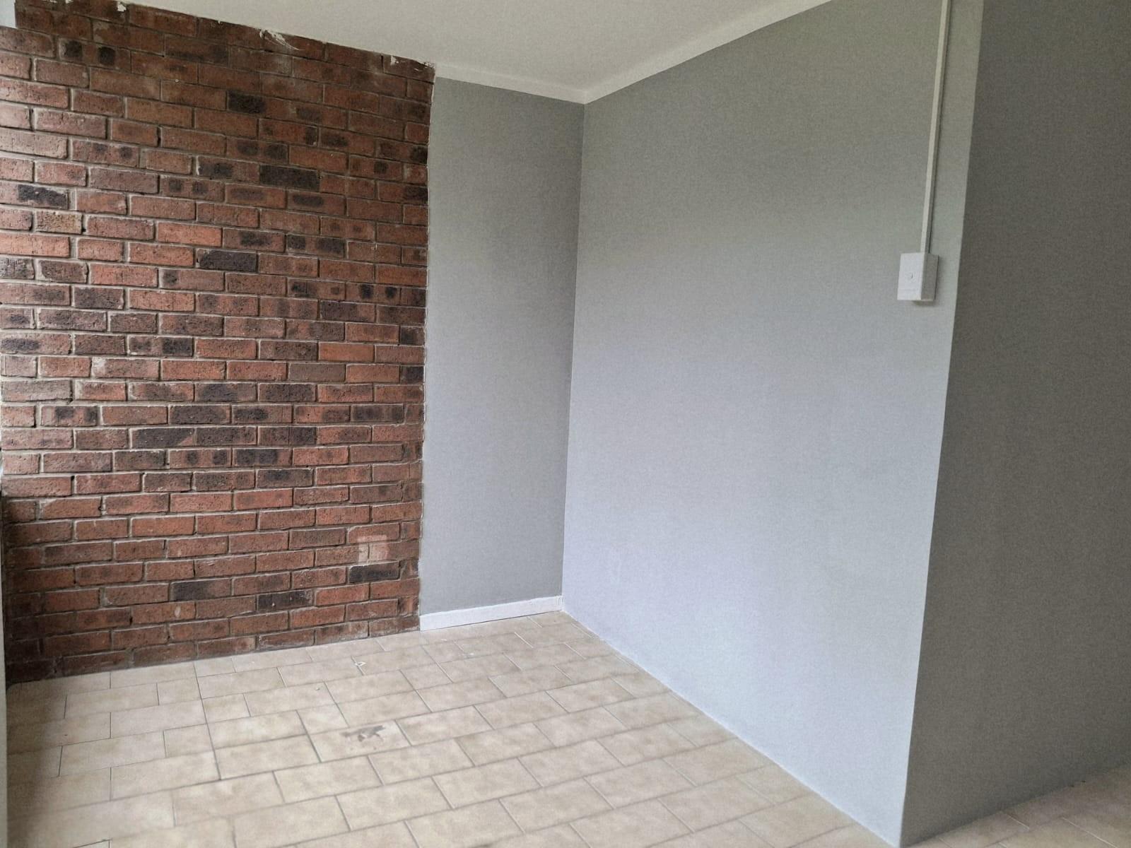 Apartment To Sale in Bluff, Durban, KwaZulu Natal
