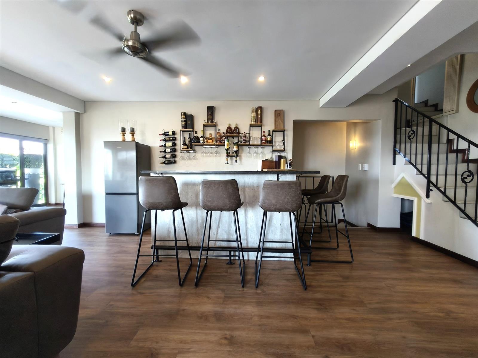 5 Bedroom, 4.5 Bathroom House for Sale in Villa Zebrina with Stunning Views.