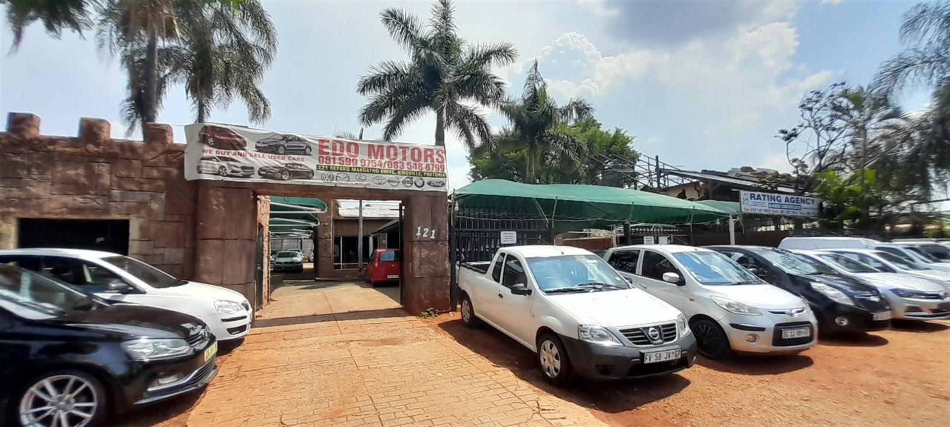 FULL BUSINESS RIGHT HOUSE WITH GREAT POTENTIAL