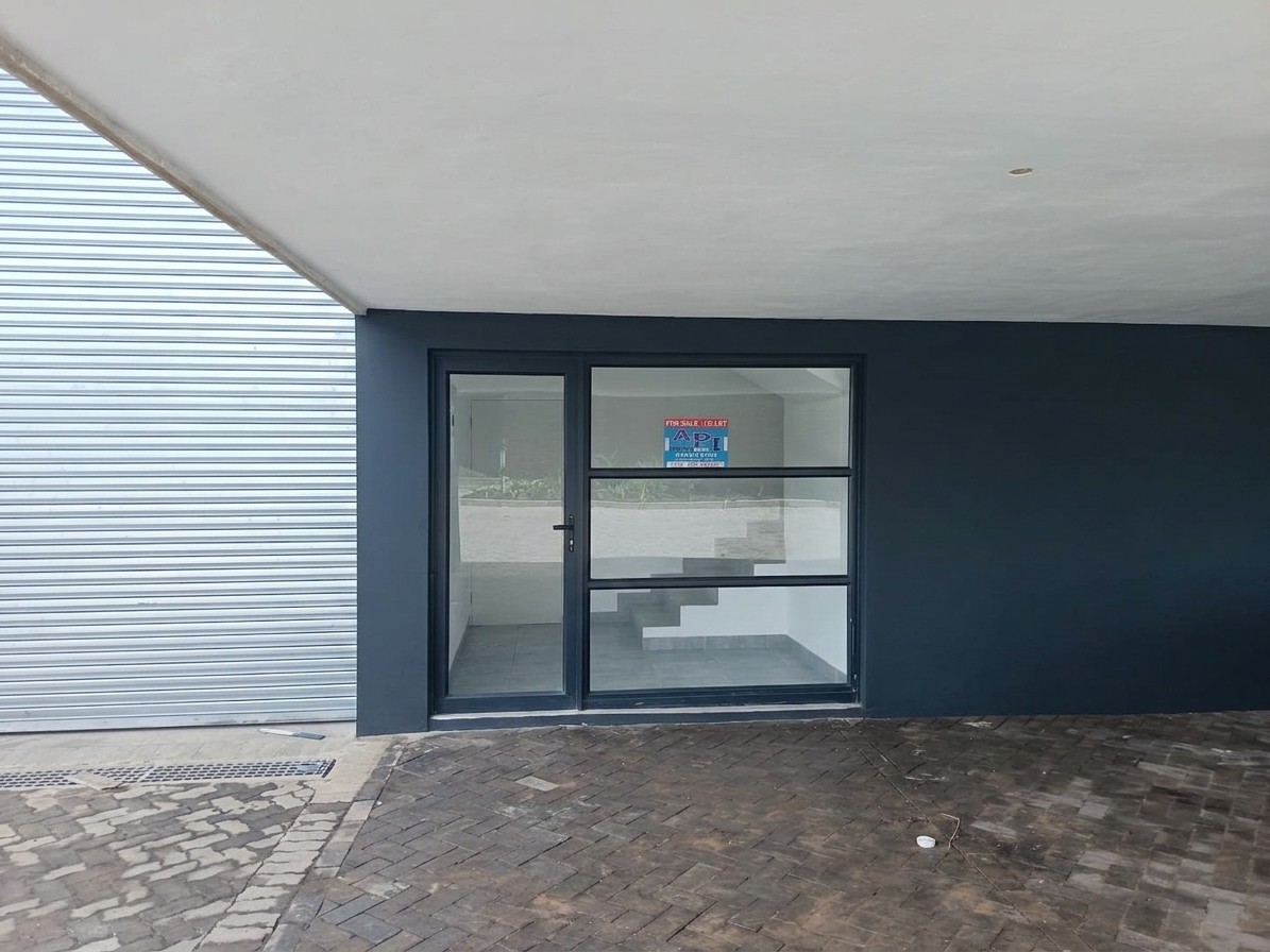 Industrial Property for sale in Umhlali, Ballito, KwaZulu Natal, 357 m²