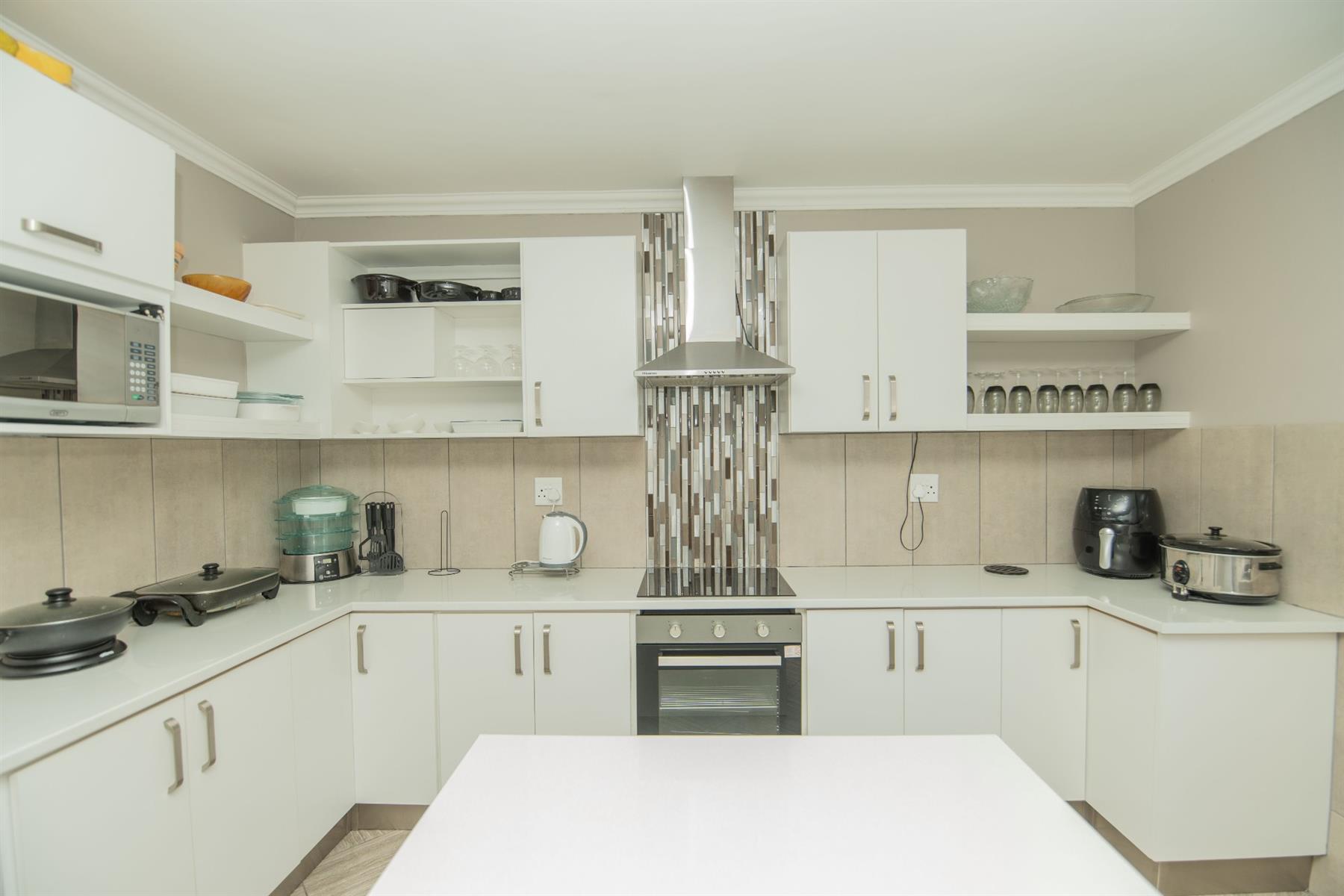 Newly Renovated 3 Bedroom Home WITH Spacious Outbuilding