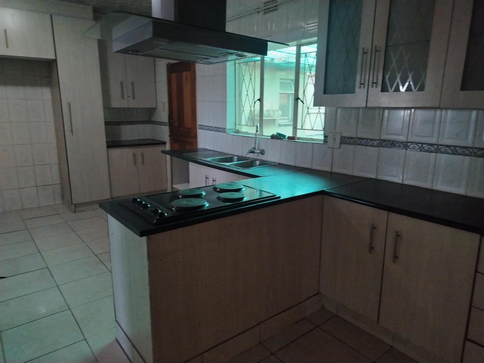 Unitaspark Property