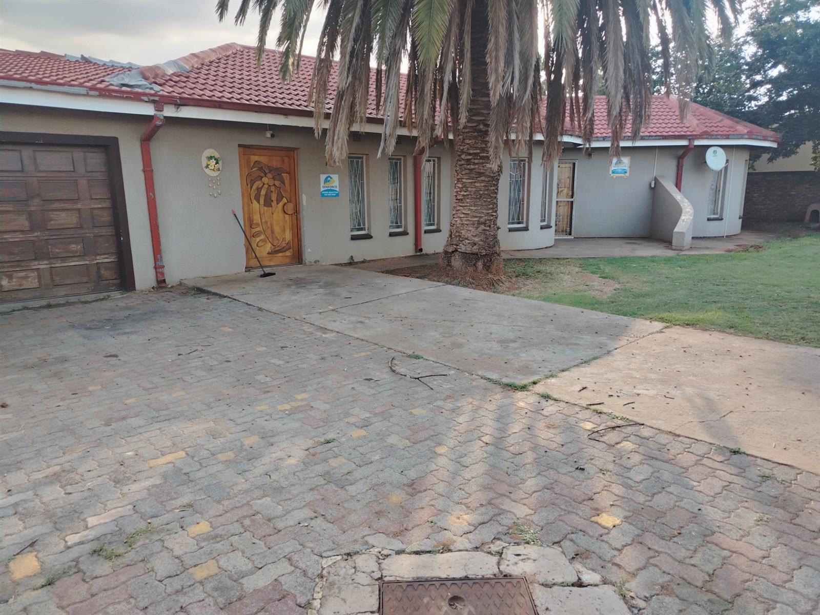 Unitaspark Property