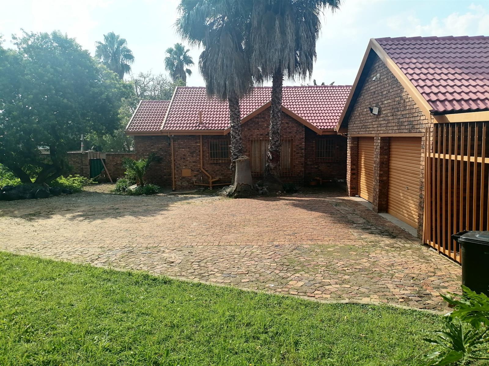 House For Sale in Norkem Park, Kempton Park