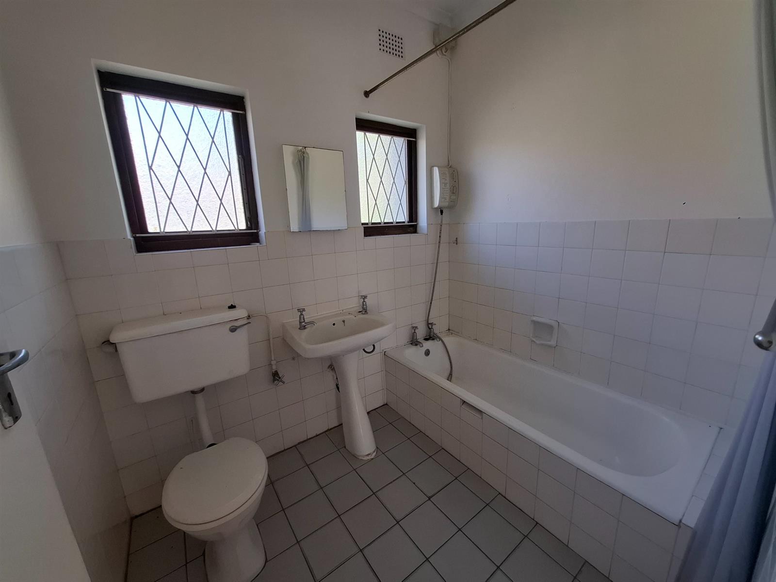 Townhouse for sale in Uvongo Beach, Margate, KwaZulu Natal, 66 m²