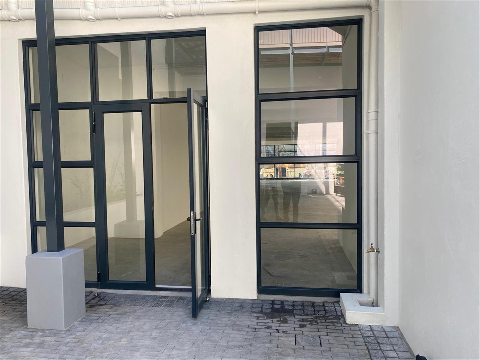 Retail Space To Rent in Claremont, Cape Town