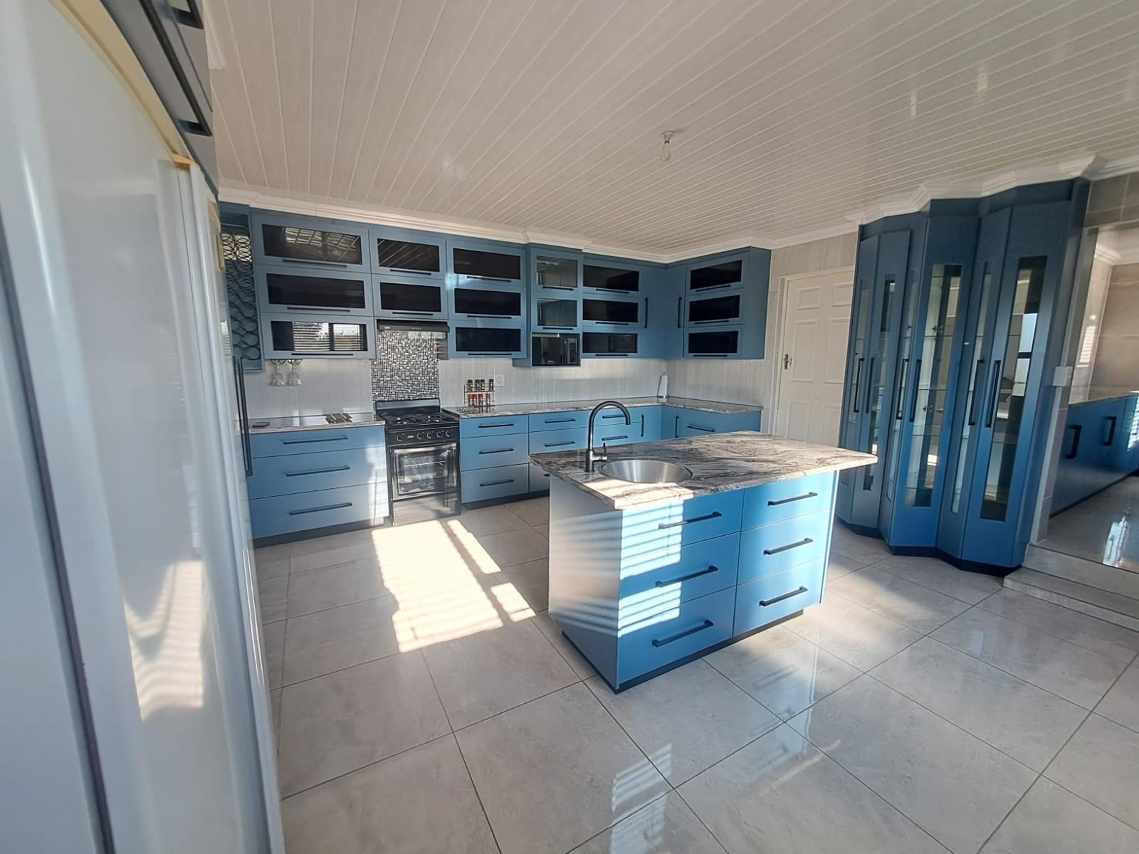 House For Sale in East London, Rural Cash only