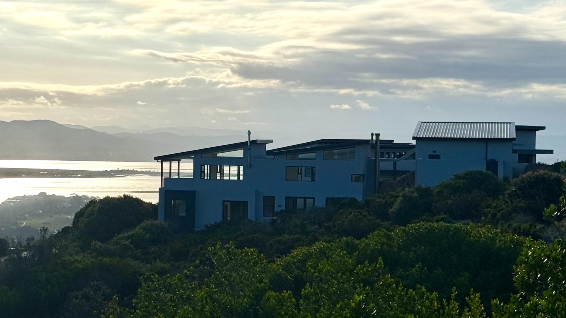 House For Sale in Fernwood Estate Knysna Western Cape
