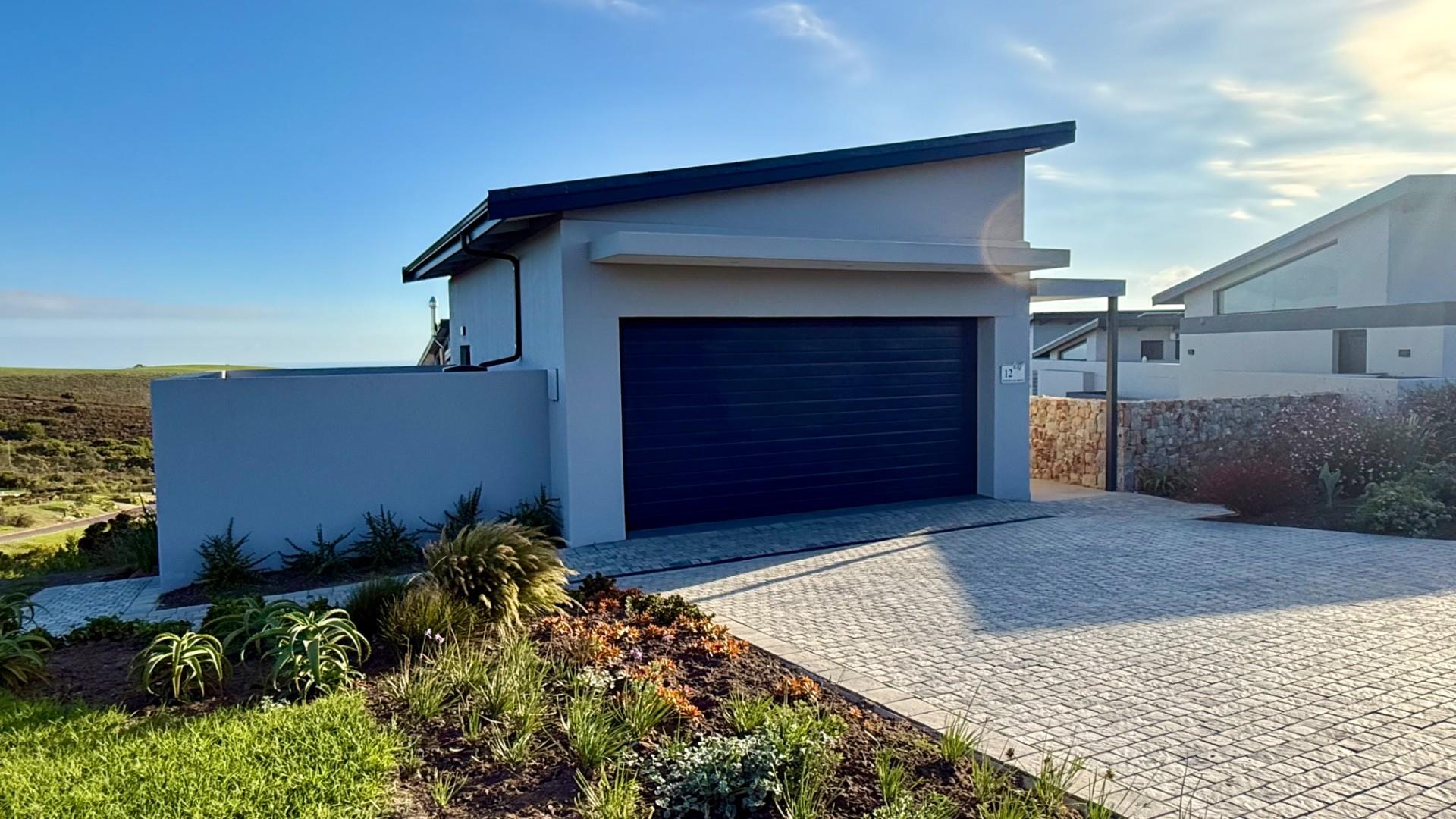 House For Sale in Fernwood Estate Knysna Western Cape