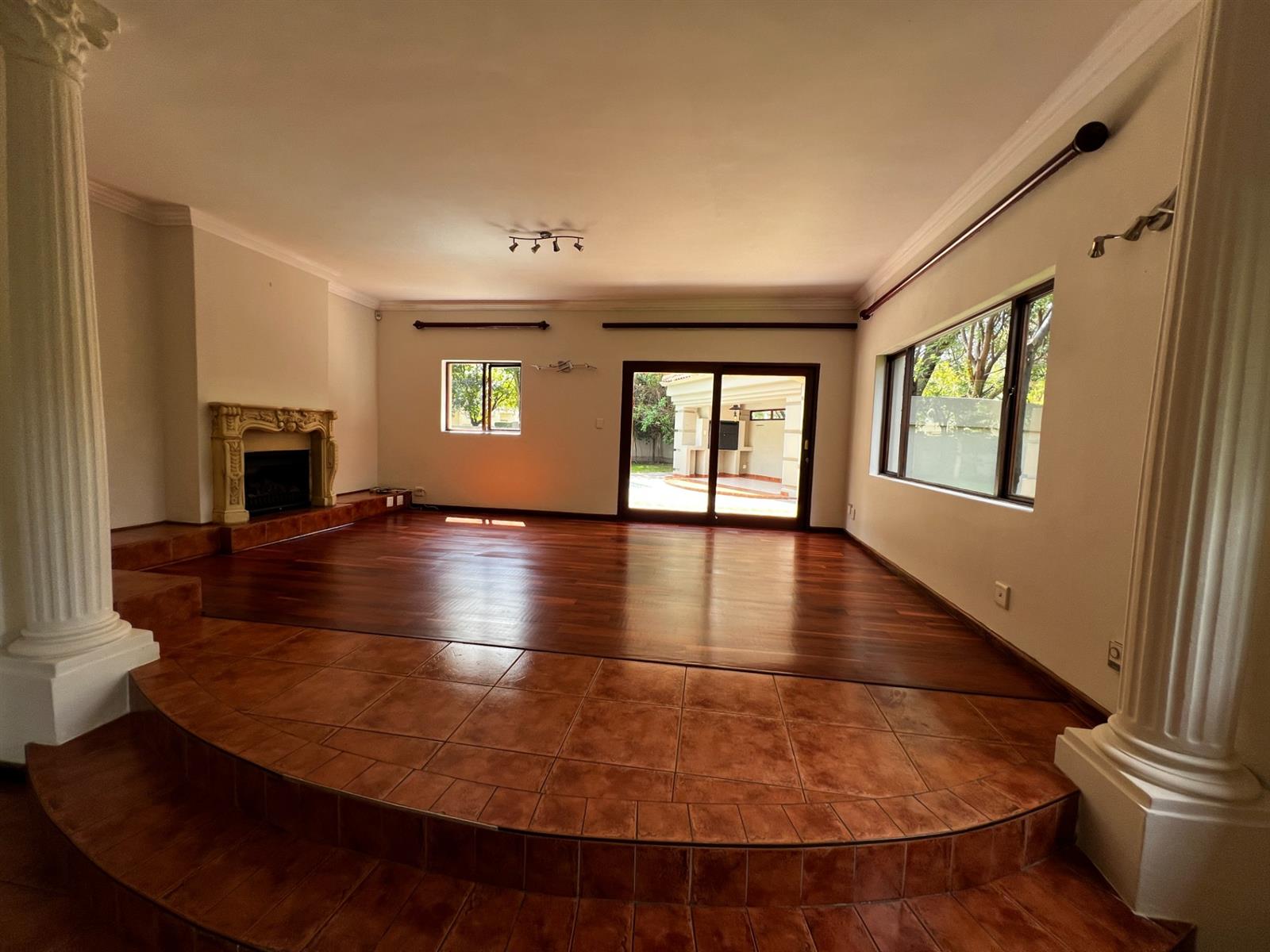House To Rent in Blue Valley Golf Estate, Centurion