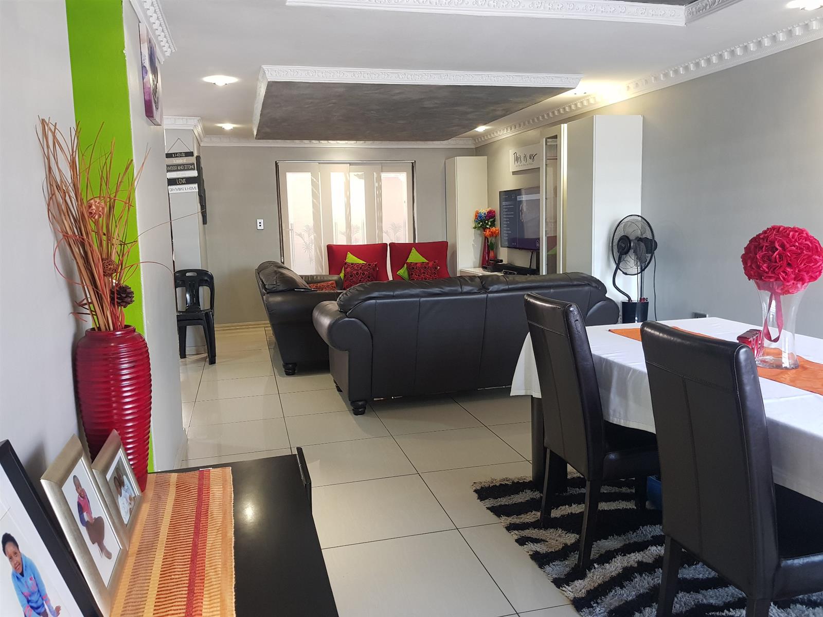 Stylish 3-Bedroom Unit in a Peaceful Fauna Park Setting