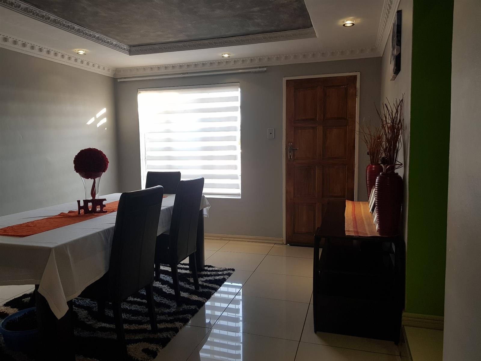 Stylish 3-Bedroom Unit in a Peaceful Fauna Park Setting