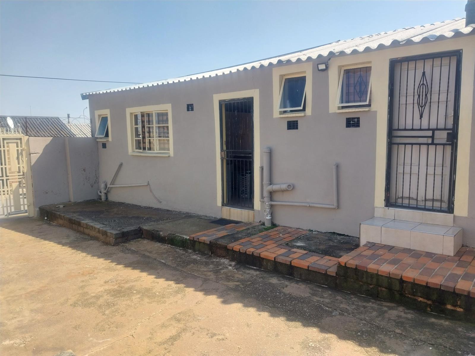 Cottage for rent in Diepkloof, Soweto