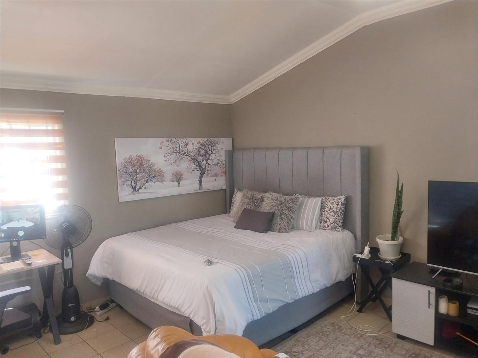 Cottage for rent in Diepkloof, Soweto