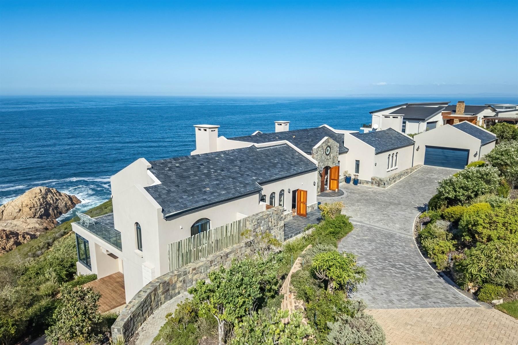 Villa For Sale in Breakwater Bay Eco Estate, George