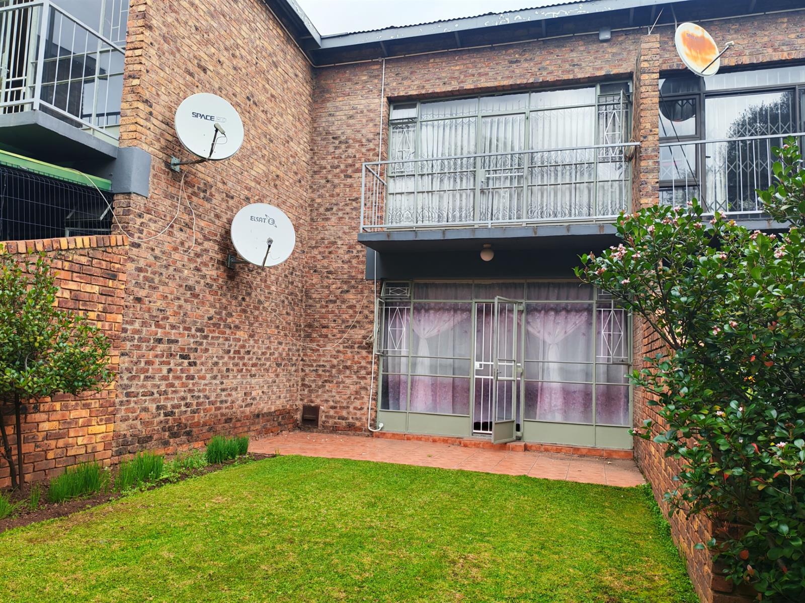 Duplex For Sale in Middelburg Central, Middelburg