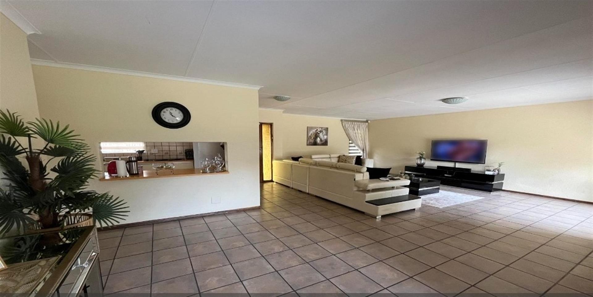 Spacious Family Home with Versatile Living Areas