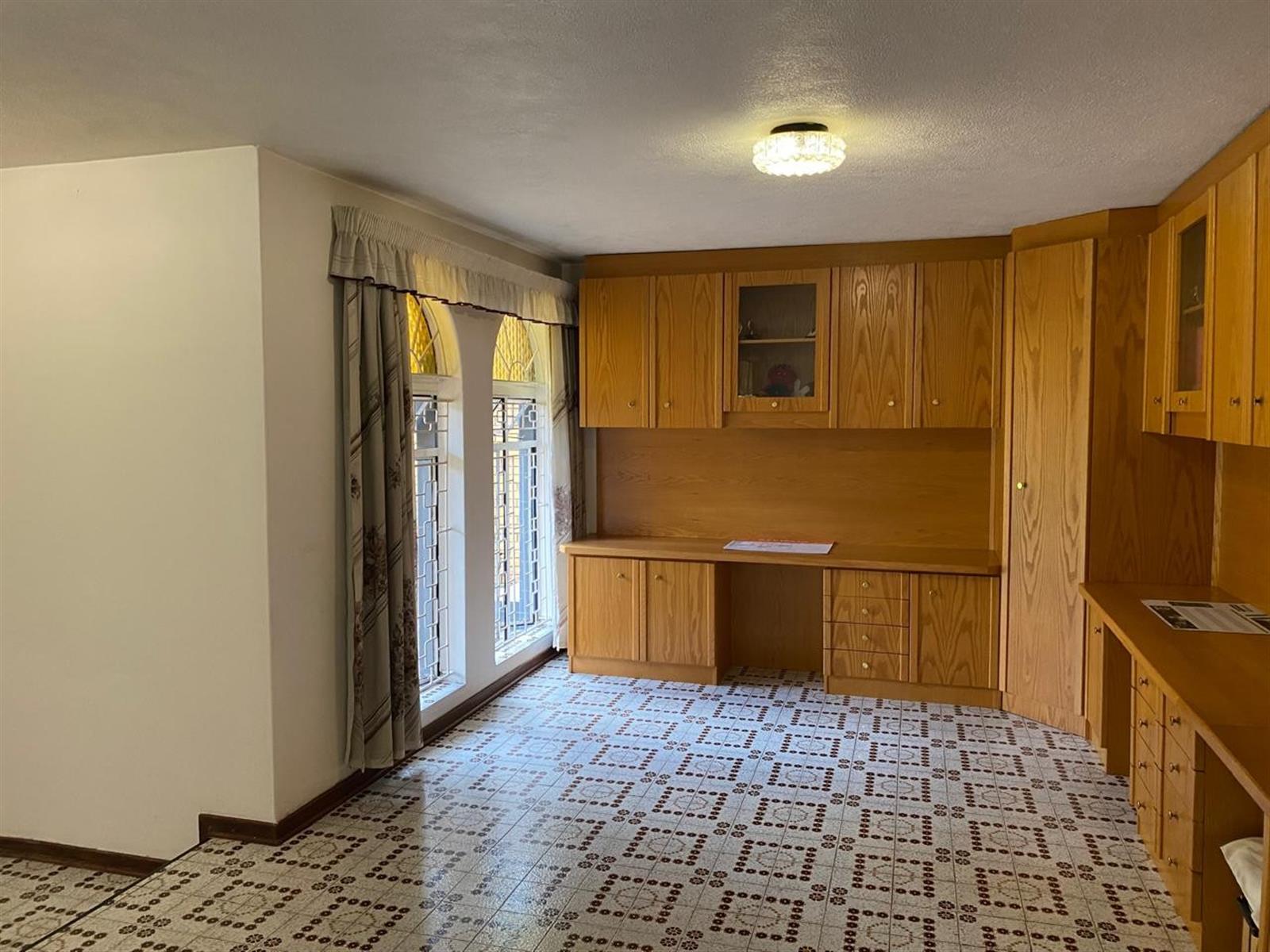 4 Bedroom House For Sale