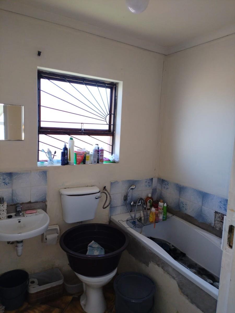 House For Sale in Kwadwesi, Port Elizabeth