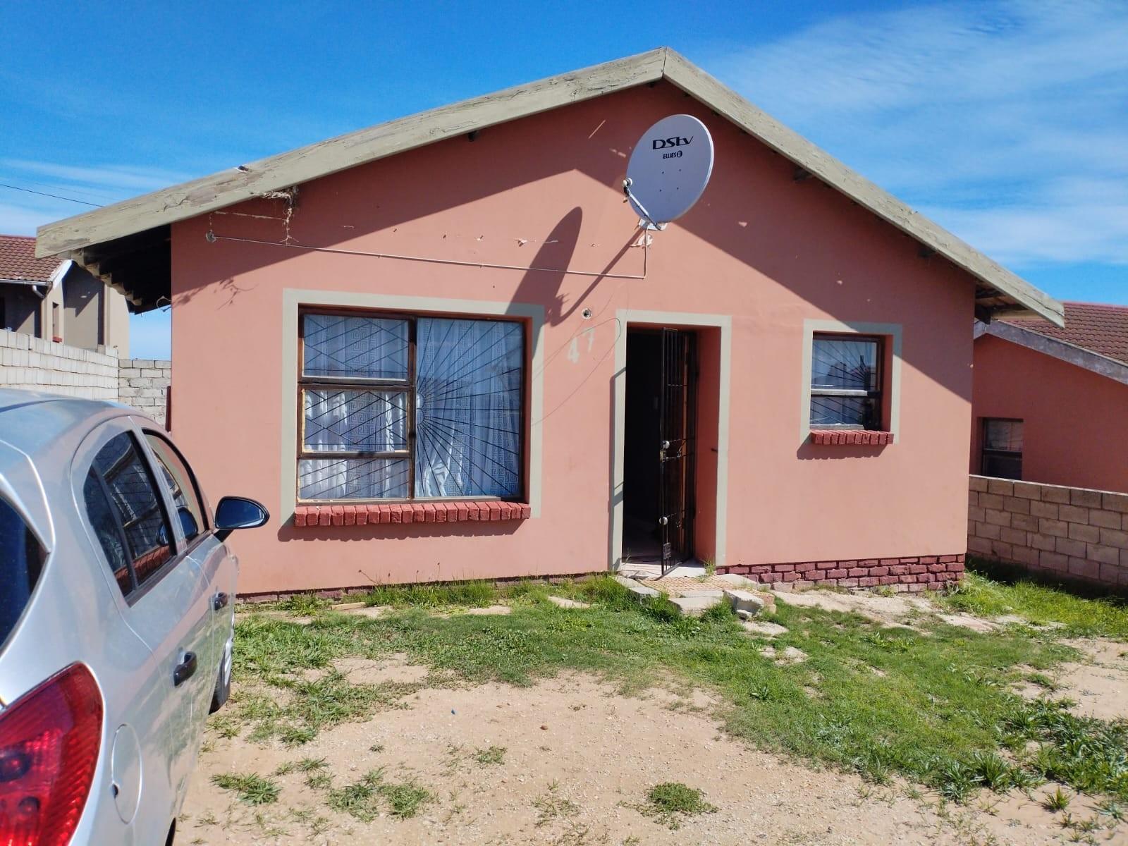 House For Sale in Kwadwesi, Port Elizabeth