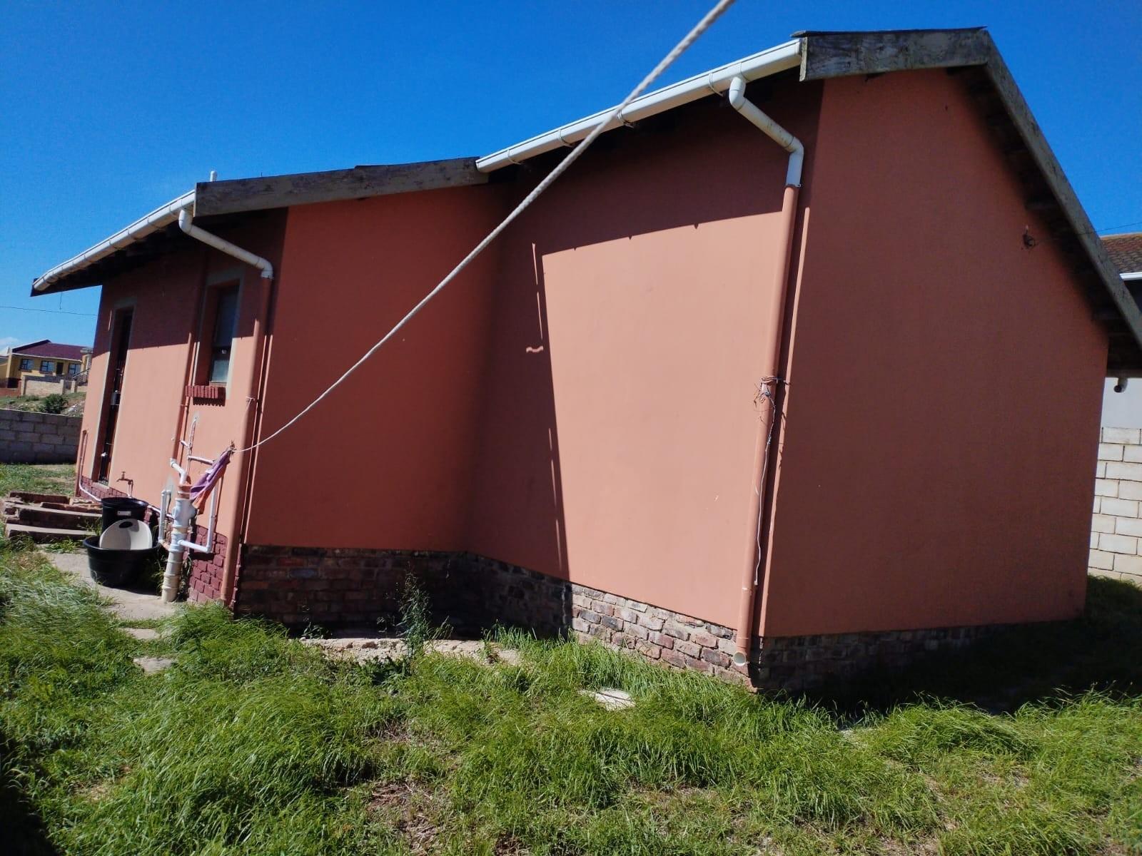 House For Sale in Kwadwesi, Port Elizabeth