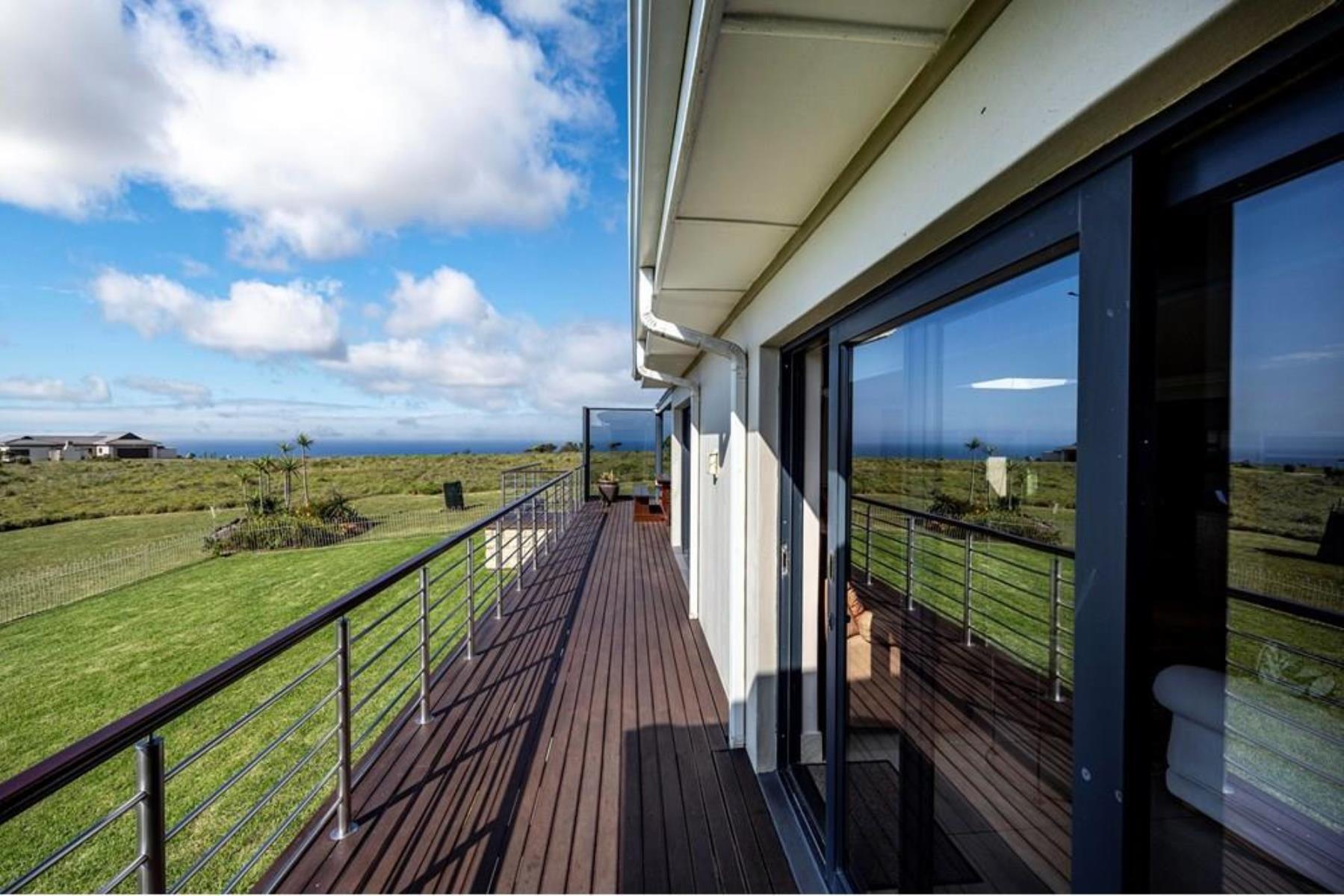 Elegant Coastal Living for the Discerning Buyer in a Prestigious Estate - Cypraea Sands
