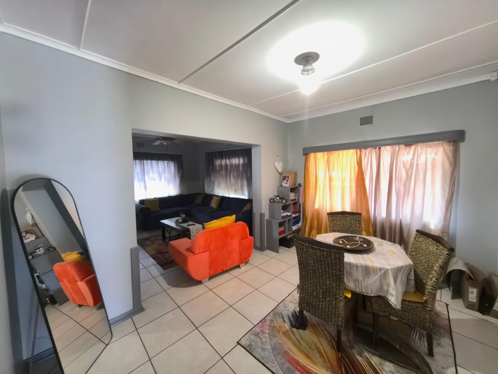 The Ultimate Investor’s Dream: Big Space, Huge Potential in Beaconsfield, Kimberley