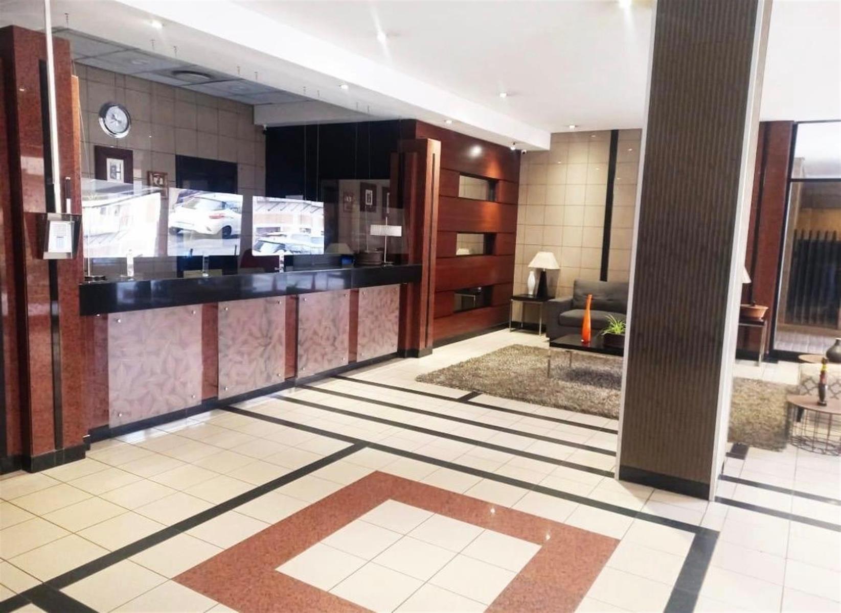 2 Bedroom Apartment For Sale in Ferreirasdorp, Johannesburg