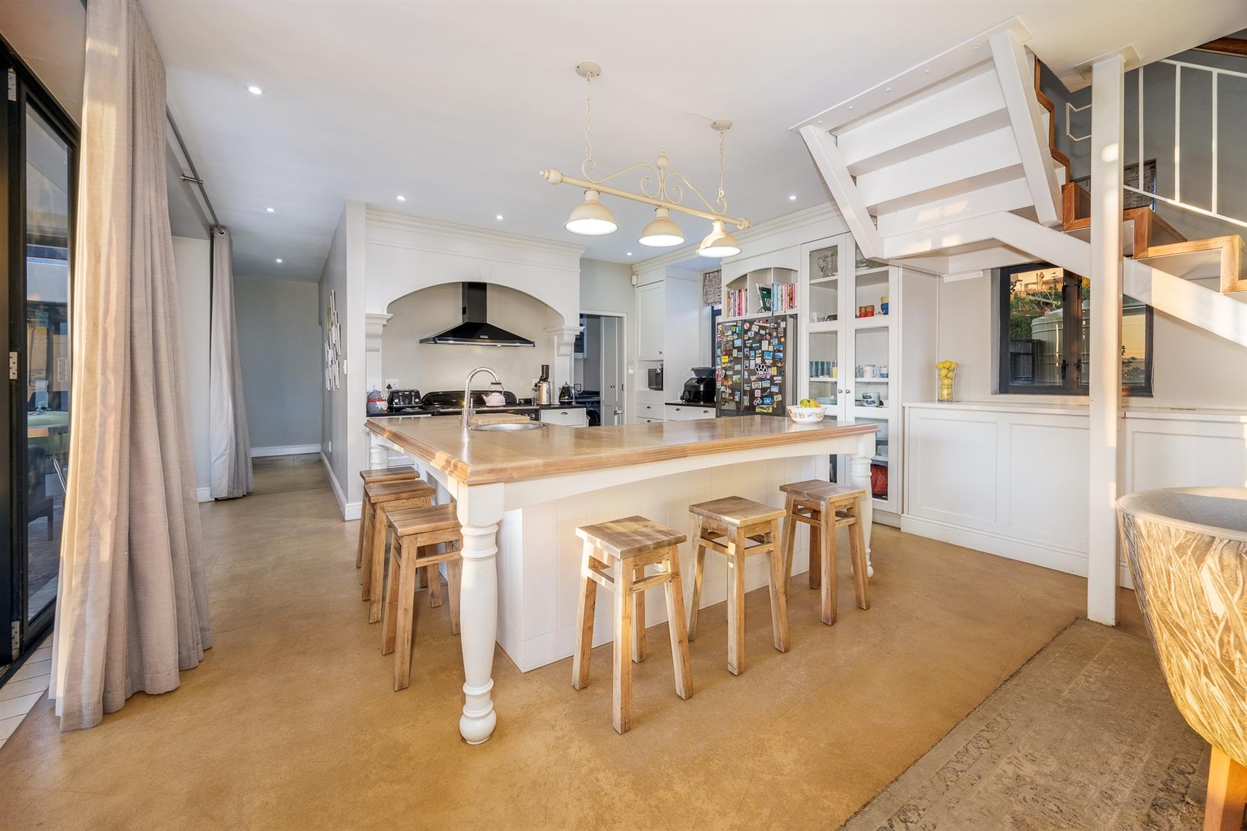 Exclusive Villa Living in Diemersfontein Wine Estate