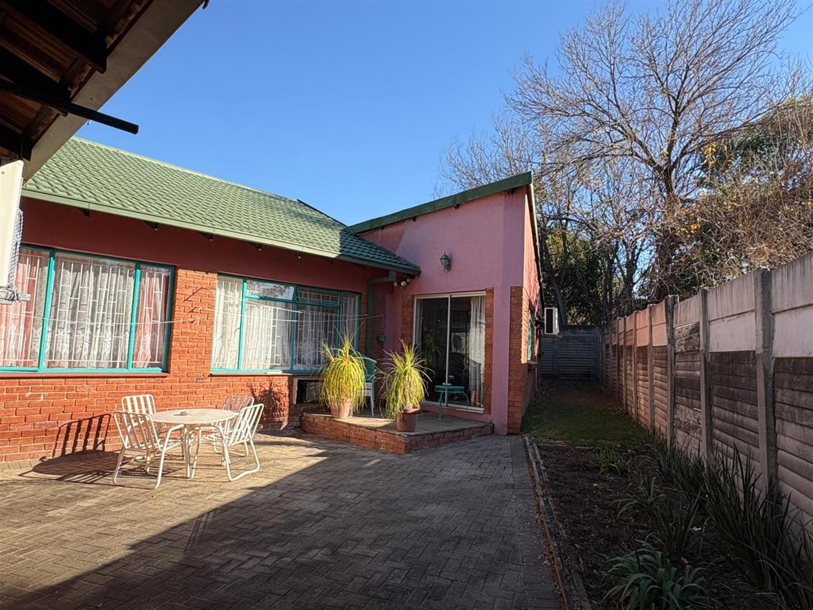 House For Sale in Pioneer Park Newcastle, KwaZulu Natal