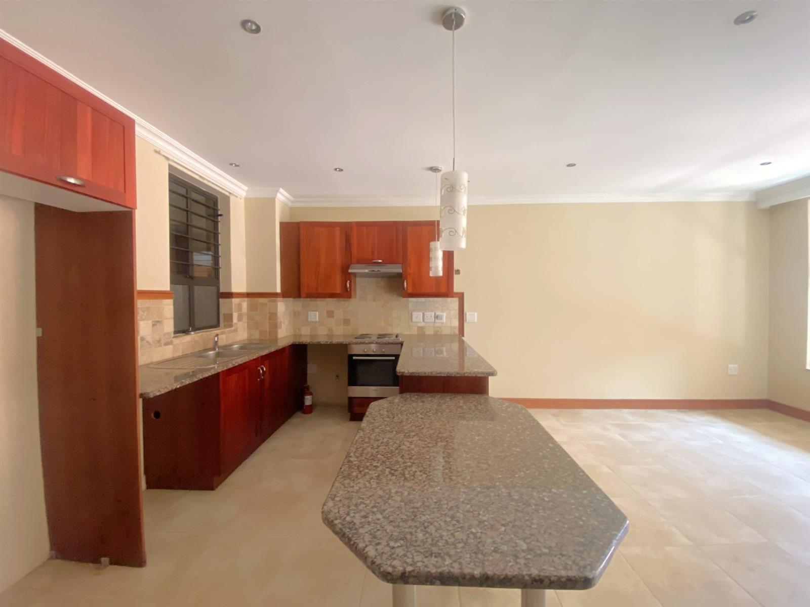 Elegant Second-Floor Retirement Unit in Kingswood Village