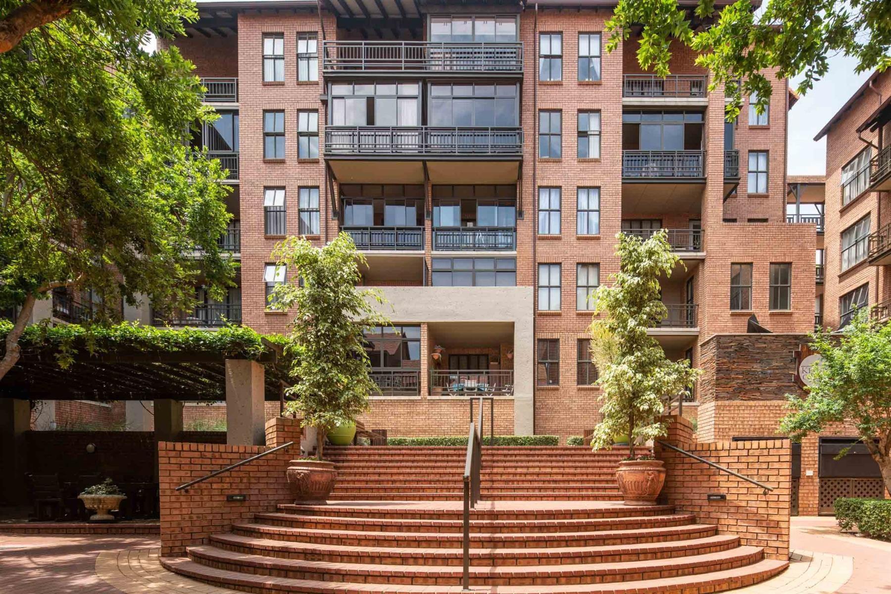 Elegant Second-Floor Retirement Unit in Kingswood Village