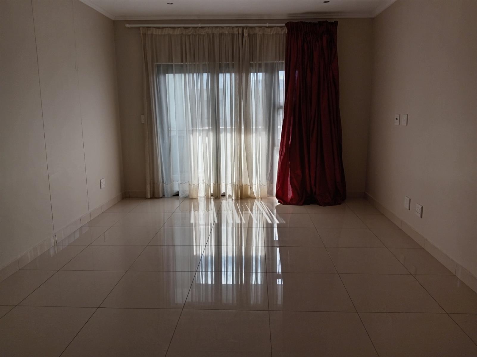 WALK INTO A DREAM HOME