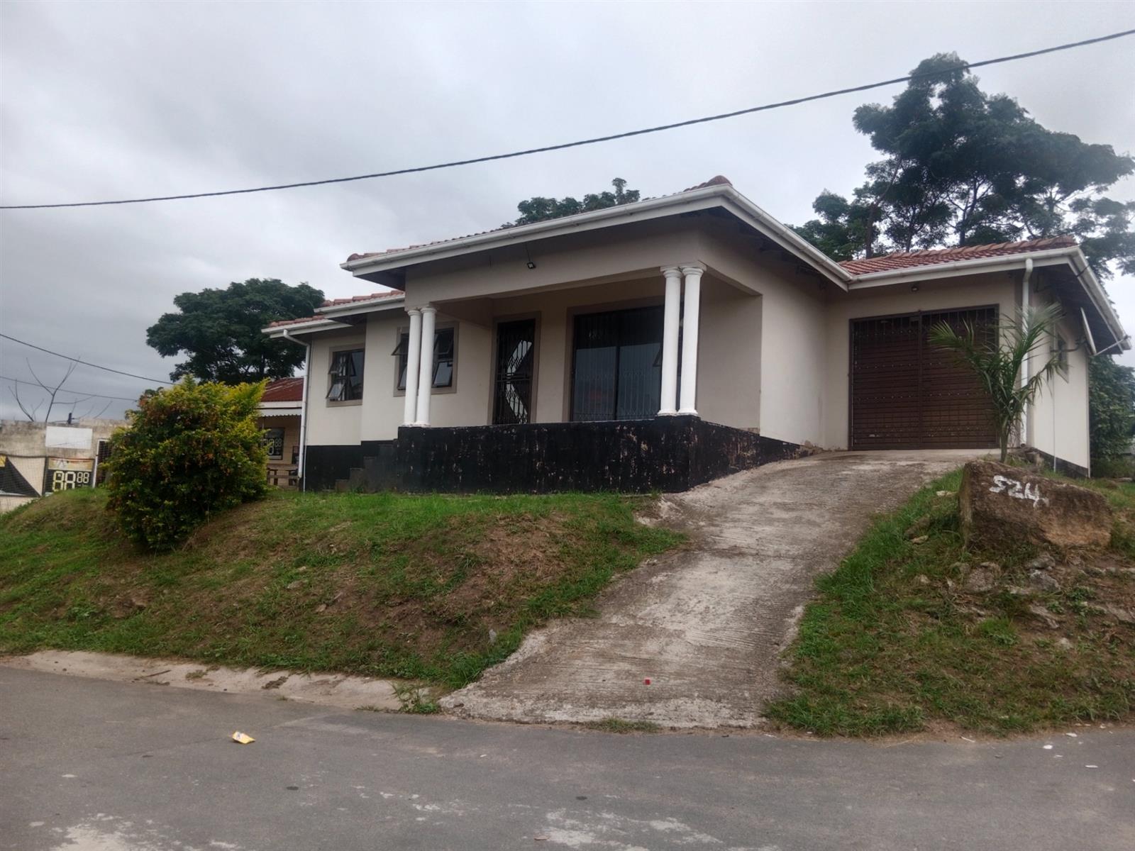 Modern 3-bedroom house for sale