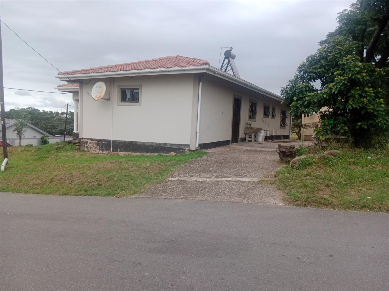 Modern 3-bedroom house for sale
