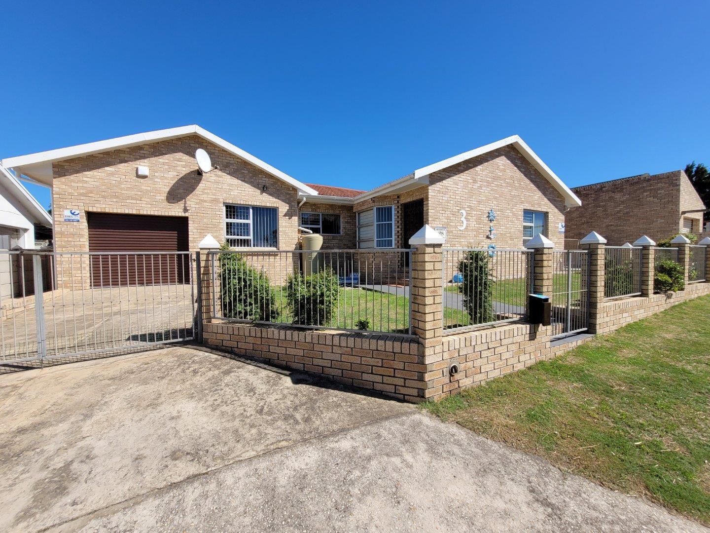 3 Bedroom Rental in Aston Bay, Jeffreys Bay