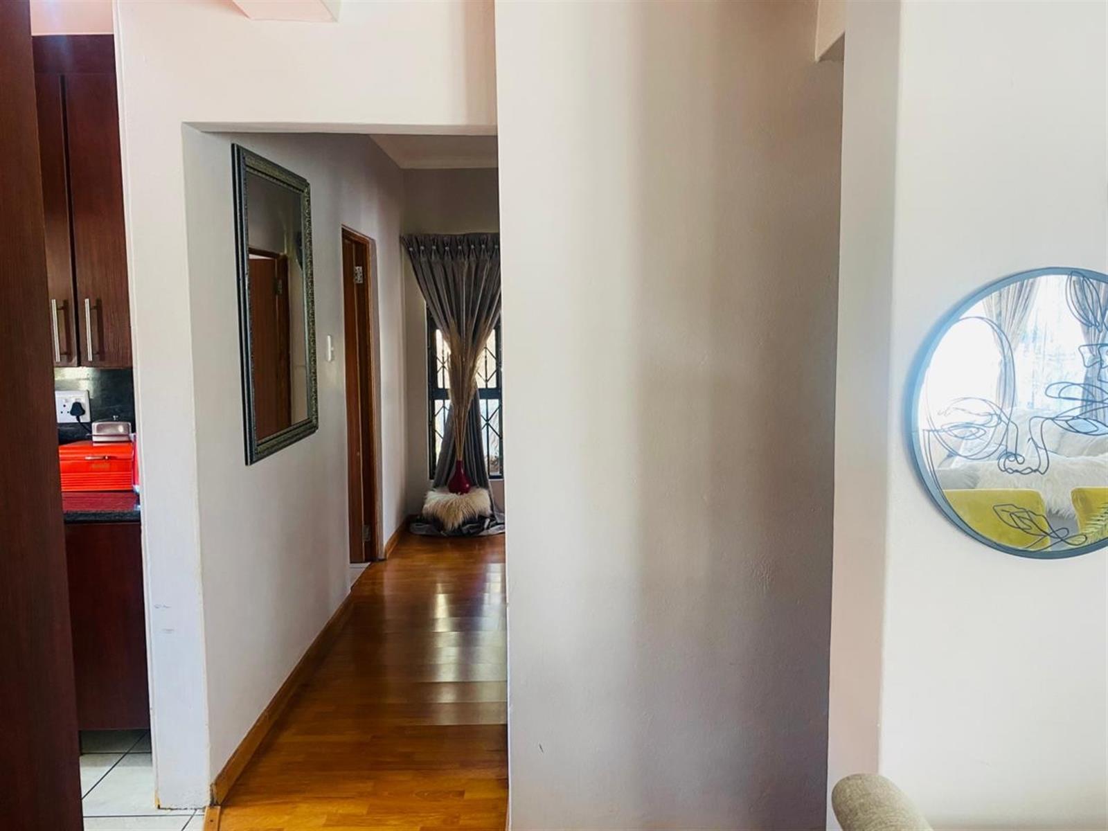 House for sale in Reyno Ridge, Witbank, 411 m²