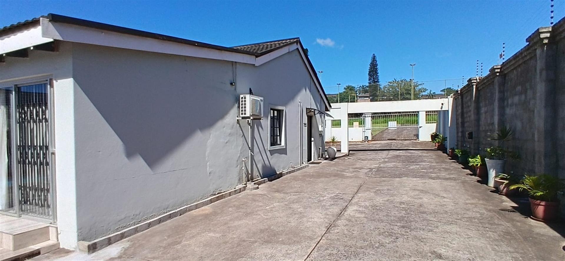 Well-Established Guest House- Fully Functional, Income Generating For Sale  Empangeni KwaZulu Natal