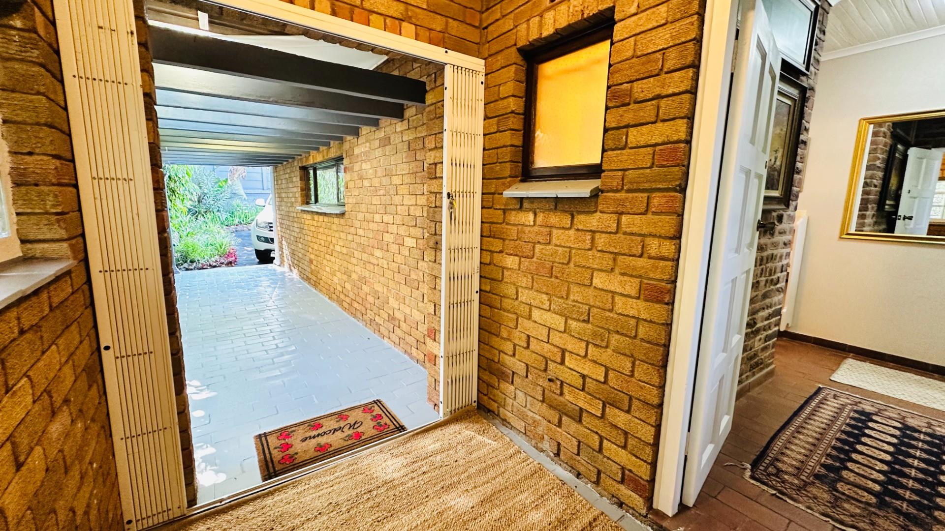Luxury Coastal Family Home for Rent with Spectacular Sea Views!