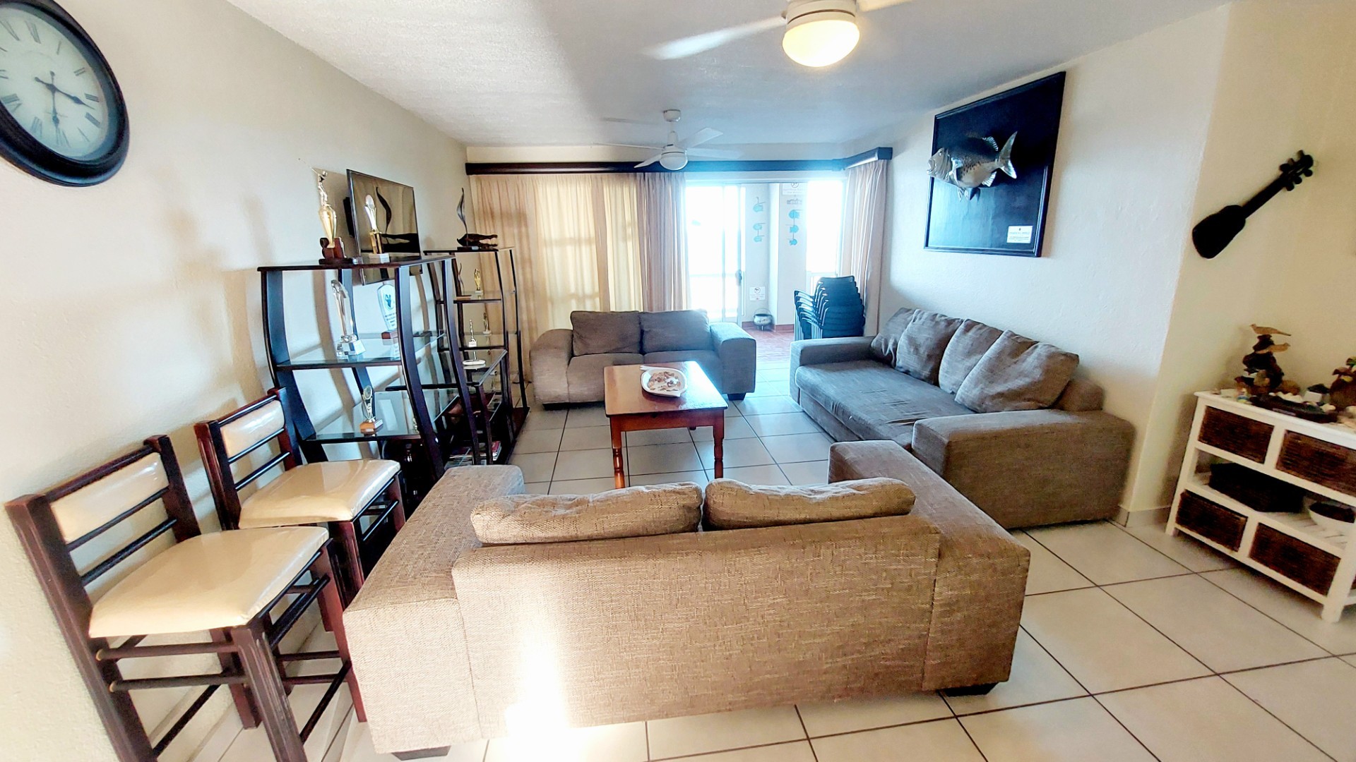 Sea View Apartment for sale, Uvongo, Kwazulu-Natal