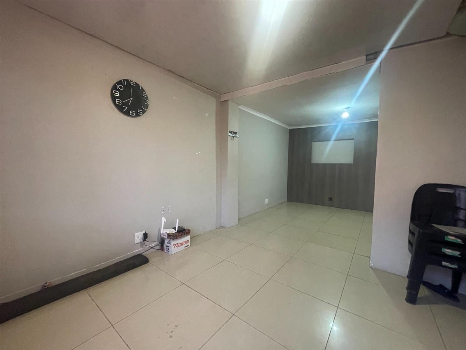 3 bedroom home with loads of potential in Lavender Hill