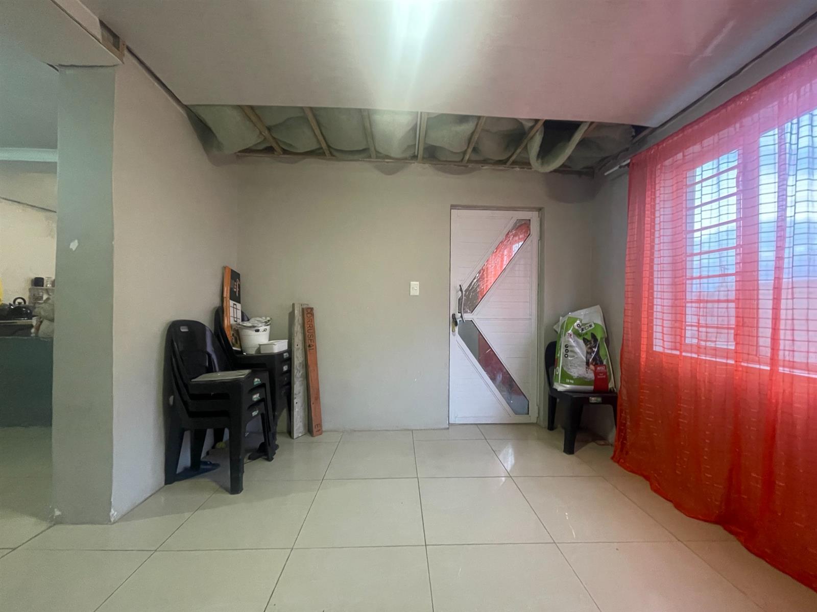 3 bedroom home with loads of potential in Lavender Hill