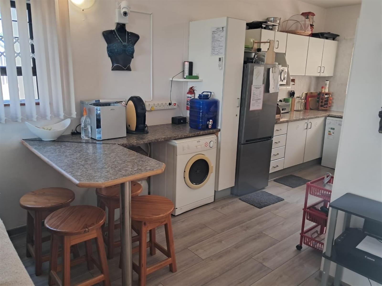 Ground Floor Apartment for sale, Margate, Kwazulu-Natal